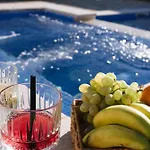 Luxury Blue Sky Апартаменты *