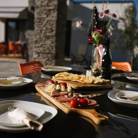 Luxury Blue Sky Siroki Brijeg