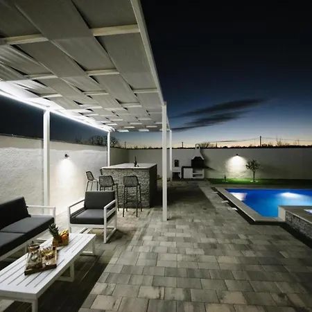 Luxury Blue Sky * Široki Brijeg