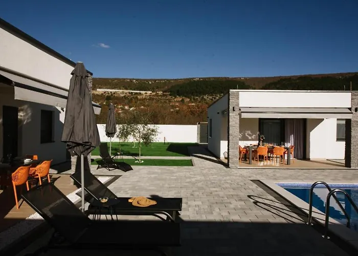 Apartment Luxury Blue Sky *